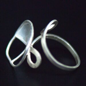 Floral Silver Ring side
