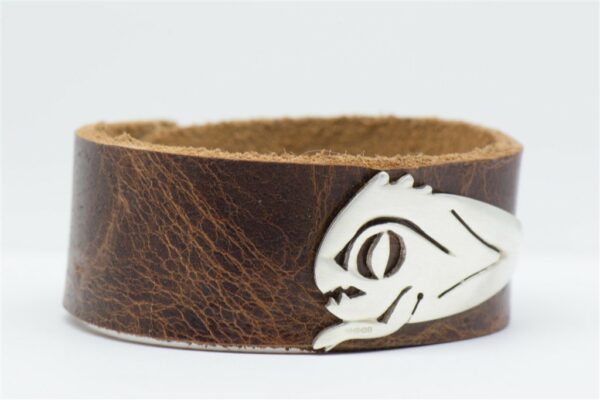 Gamers silver and leather bracelet side