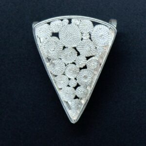 Contemporary silver filigree clip viewed from the top