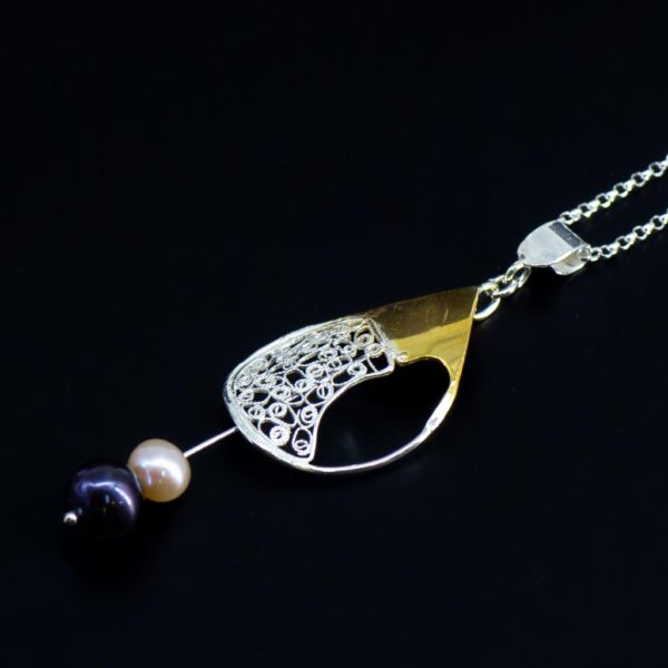 Sailing jewellery medium swirl filigree pearls side 1