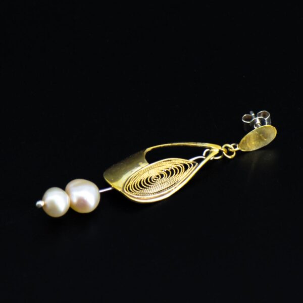 Sailing jewellery small gold sail earring pink pearls side 1